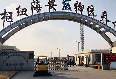 中国铁路上海局集团有限公司中型扫地车MN-E800W案例